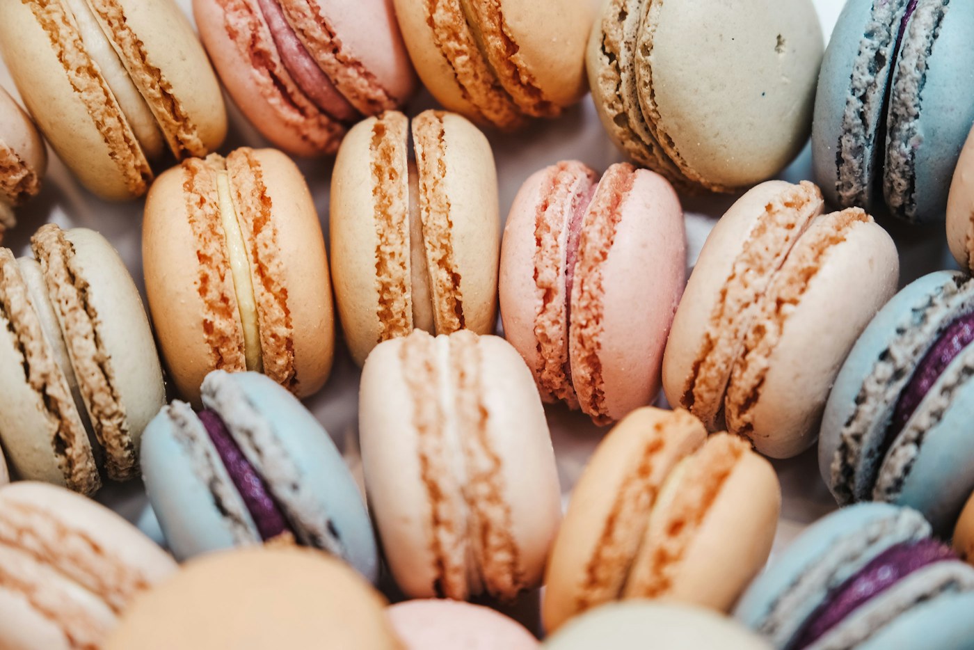 Pink and pistachio macarons
